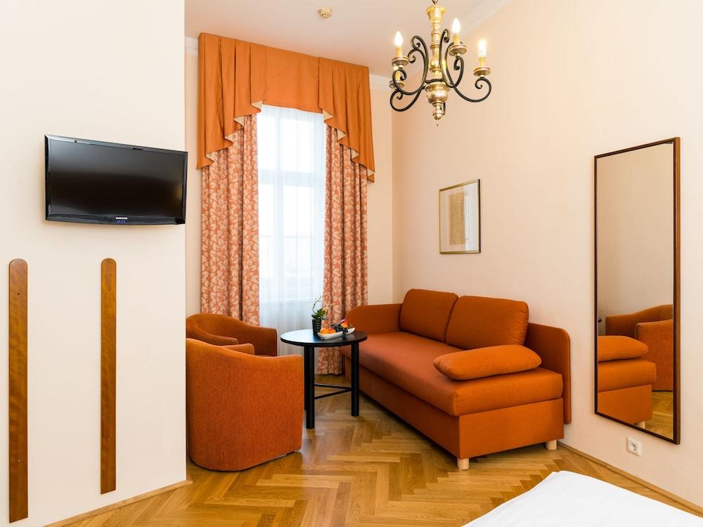 Johann Strauss 4* Wien