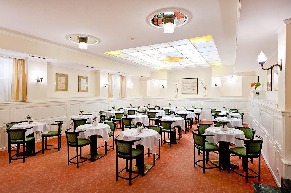 Johann Strauss 4* Wien